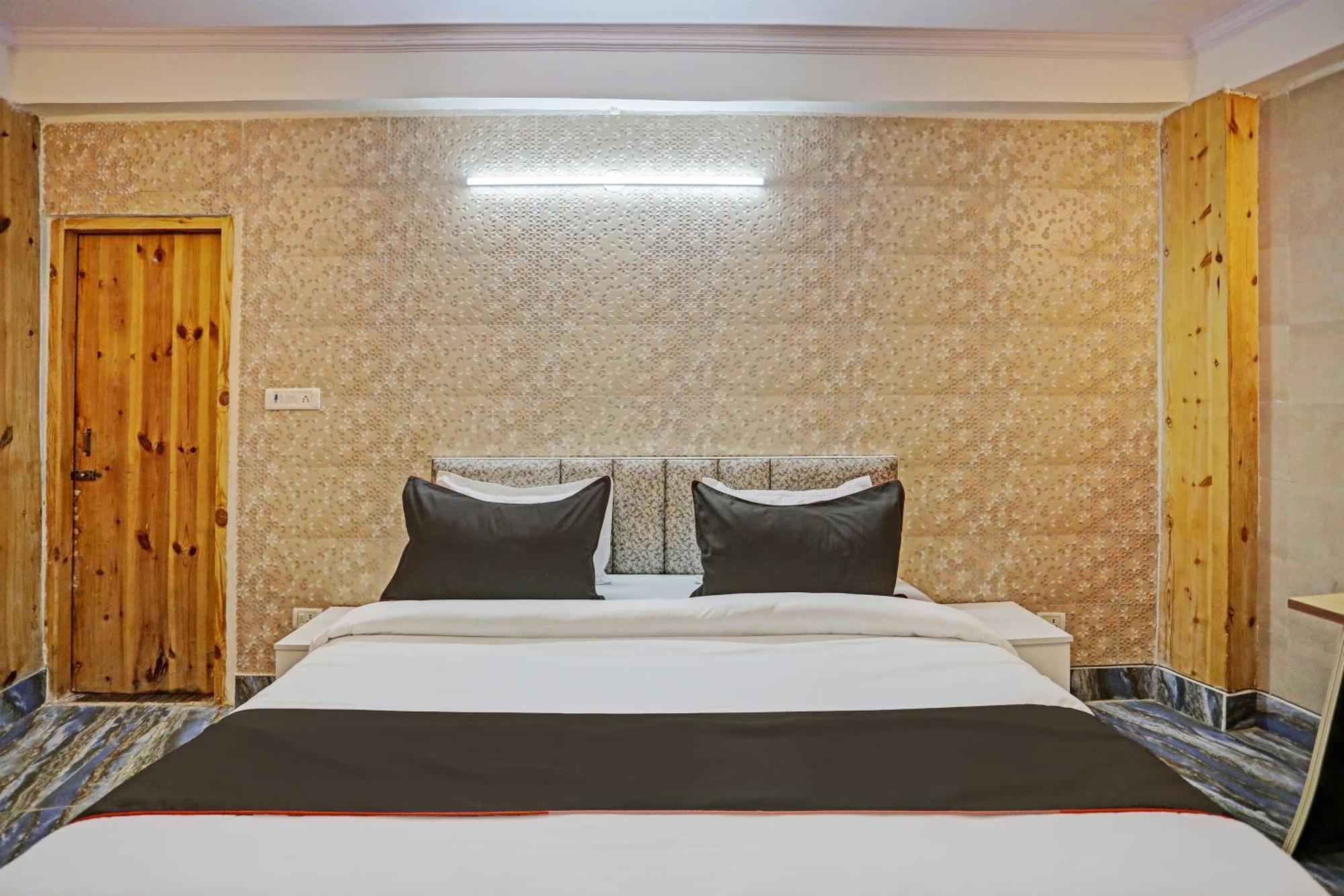 Umen Hotel Nearest Sector 66 Noida Kültér fotó