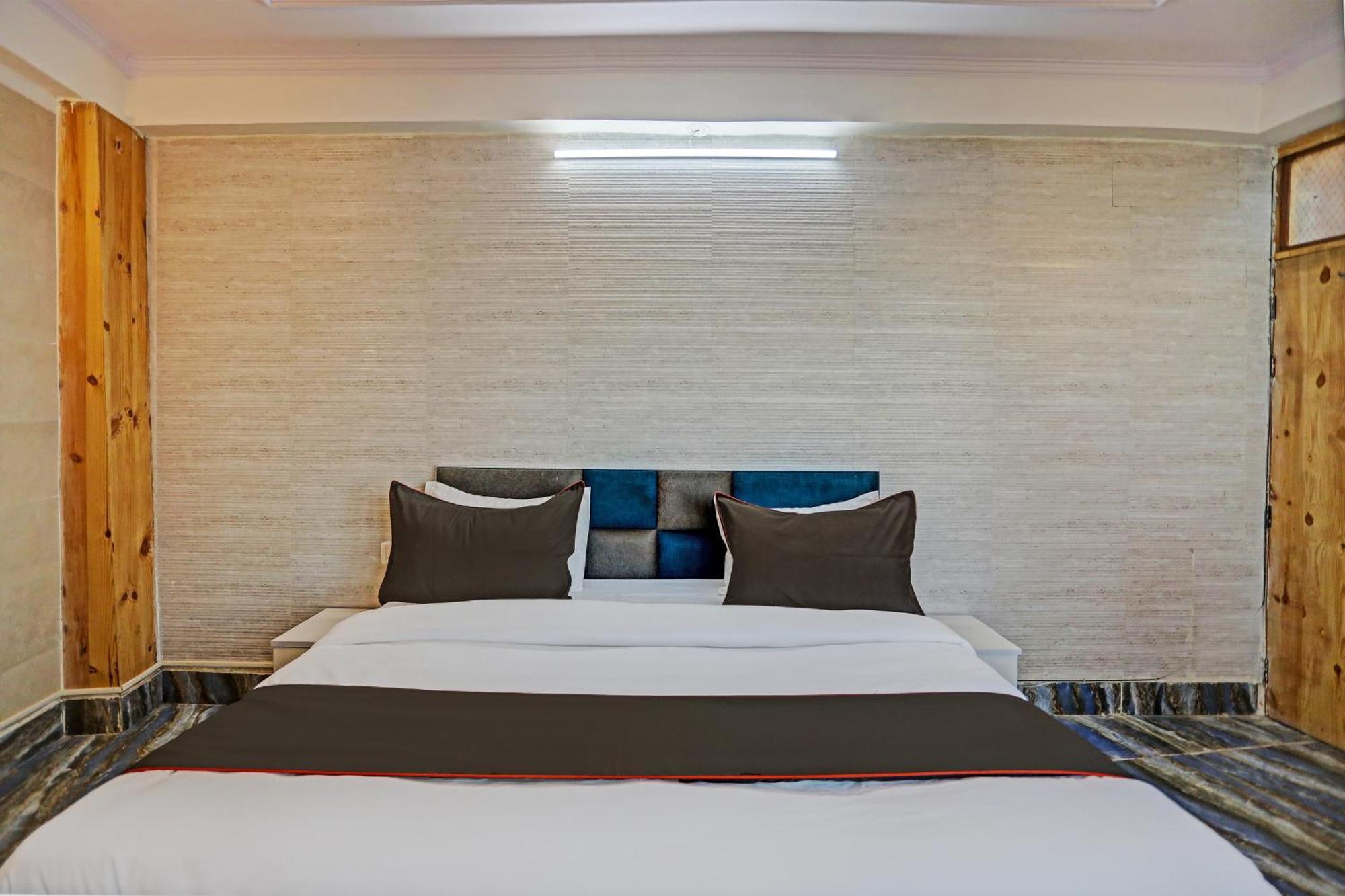 Umen Hotel Nearest Sector 66 Noida Kültér fotó